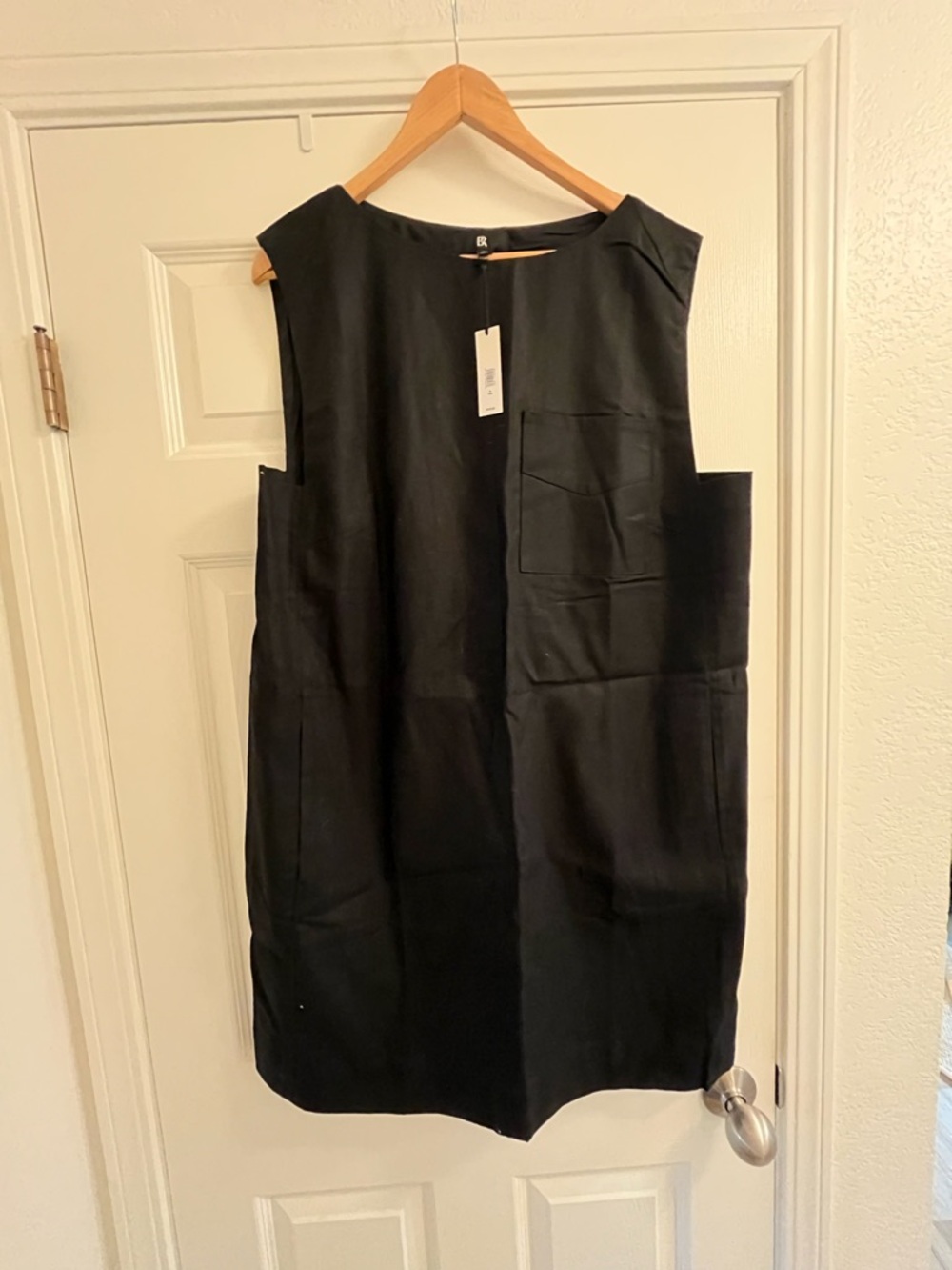 NWT Banana Republic Linen Black Sleeveless Shift Dress with Chest Pocket